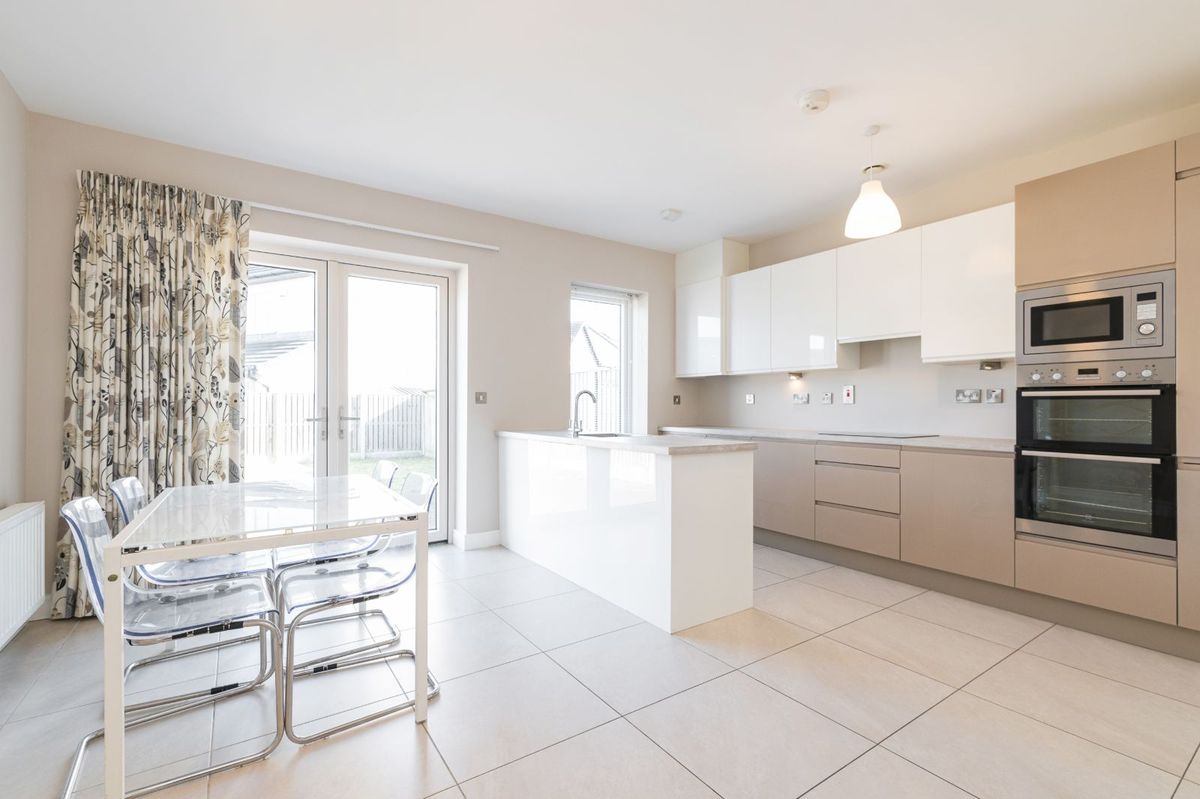 12 Parkside Drive, Dublin 13, Clongriffin, Dublin 13, D13C3K6 photo 8